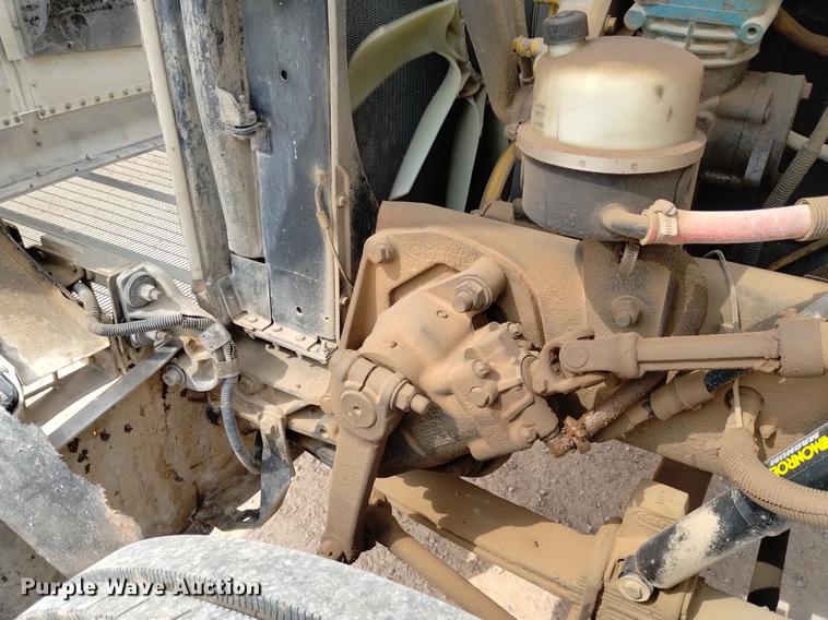 image for item DN6450 2006 Peterbilt 379  semi truck