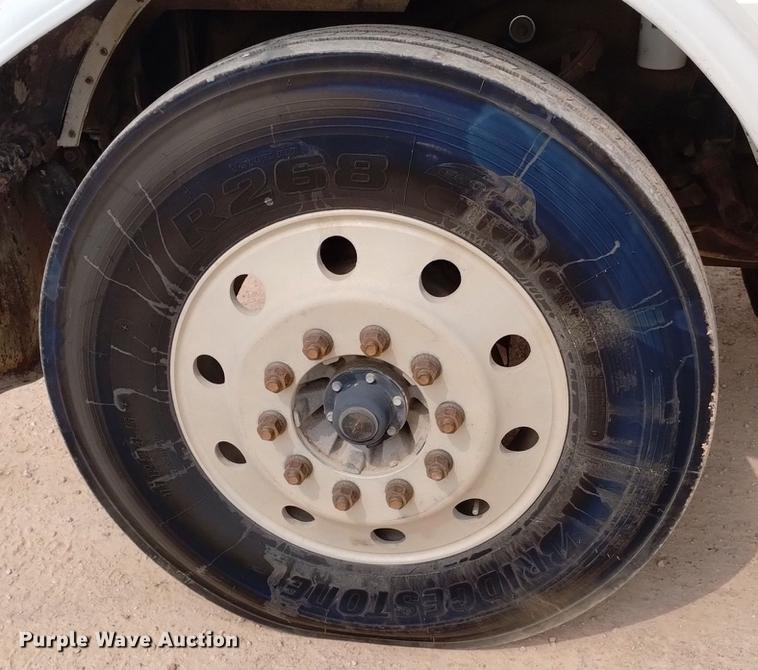 image for item DN6450 2006 Peterbilt 379  semi truck