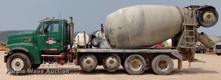 image for item DN6452 2003 Sterling LT9500  ready mix truck
