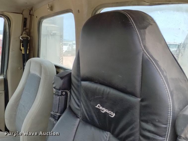 image for item DN6452 2003 Sterling LT9500  ready mix truck