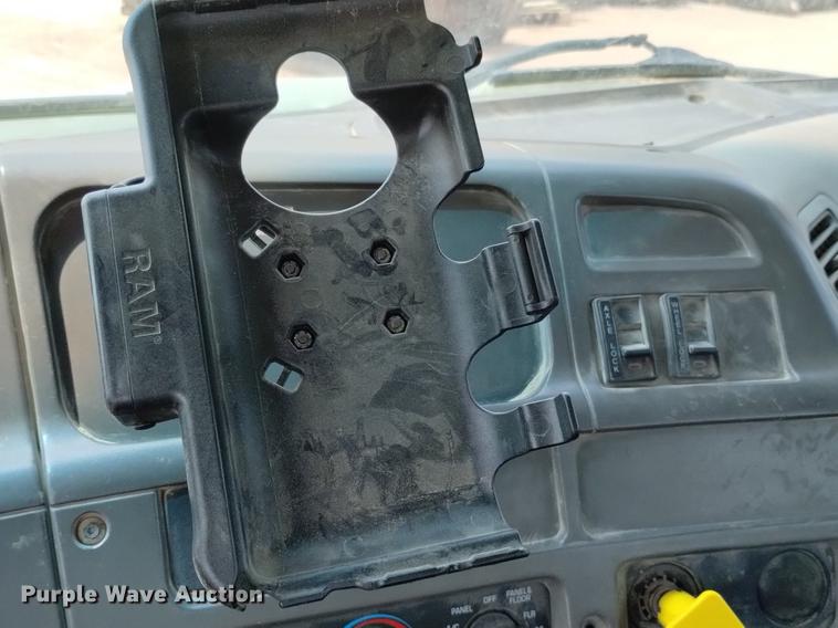 image for item DN6452 2003 Sterling LT9500  ready mix truck