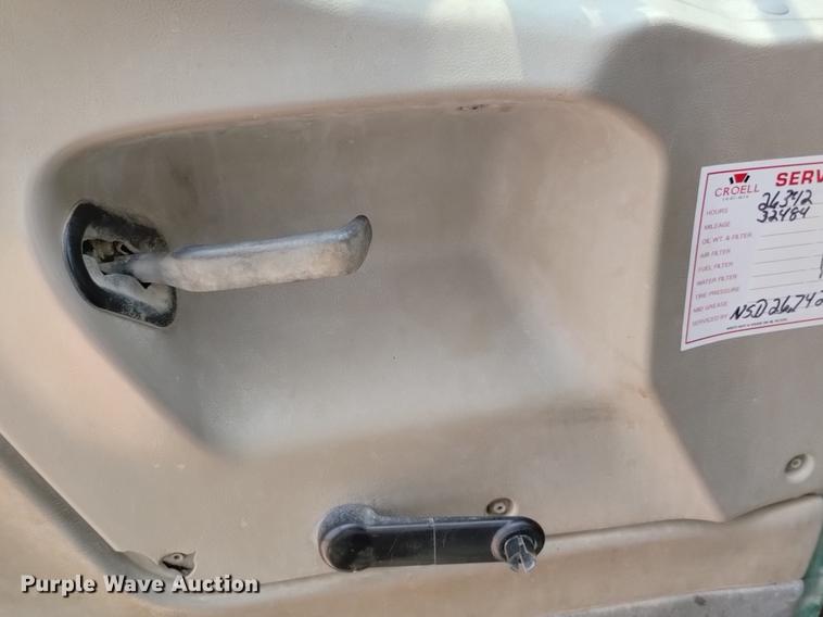 image for item DN6452 2003 Sterling LT9500  ready mix truck