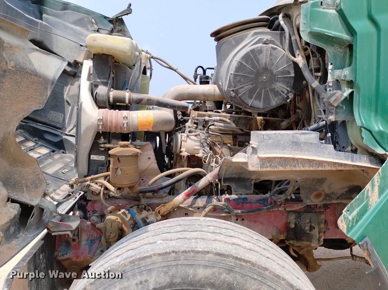 image for item DN6452 2003 Sterling LT9500  ready mix truck