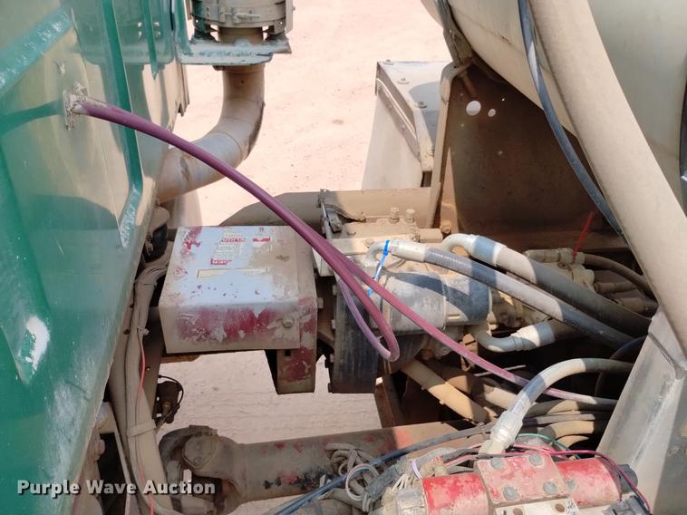 image for item DN6452 2003 Sterling LT9500  ready mix truck