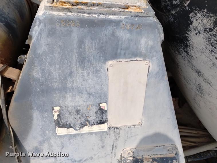 image for item DN6452 2003 Sterling LT9500  ready mix truck