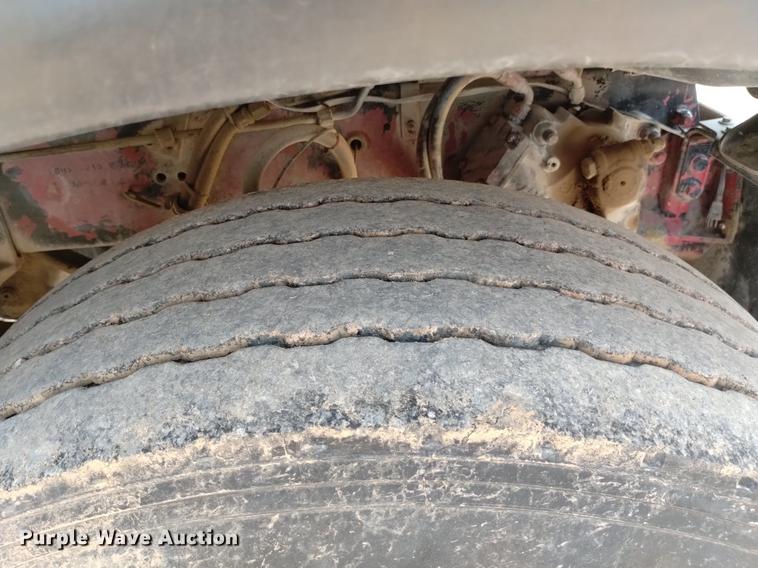 image for item DN6452 2003 Sterling LT9500  ready mix truck