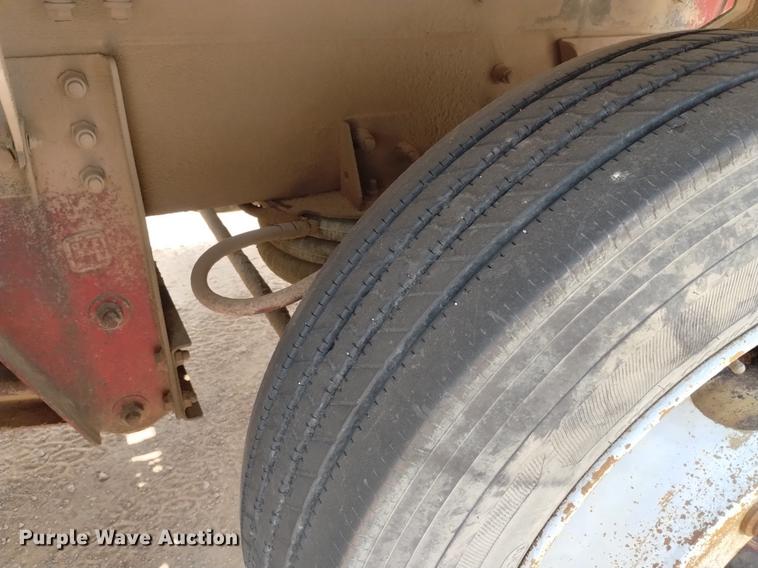 image for item DN6452 2003 Sterling LT9500  ready mix truck