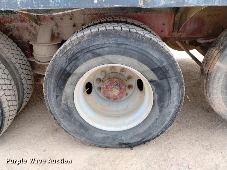 image for item DN6452 2003 Sterling LT9500  ready mix truck