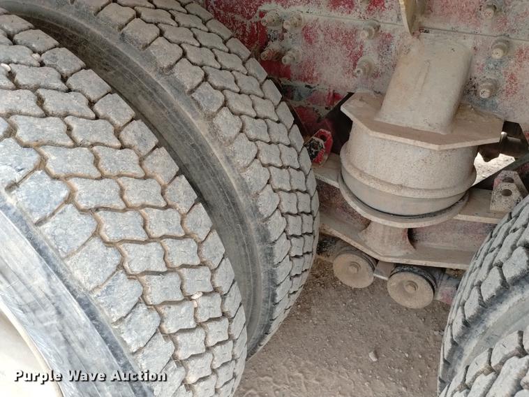 image for item DN6452 2003 Sterling LT9500  ready mix truck