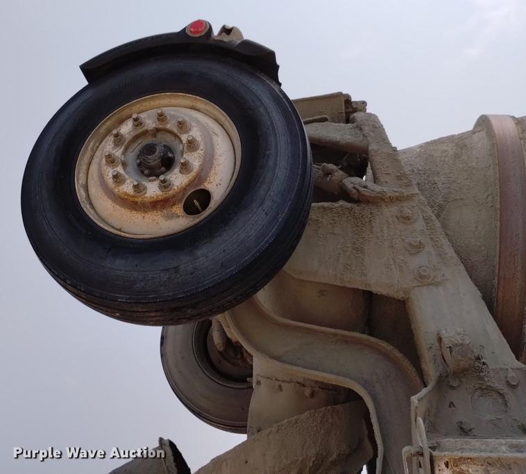 image for item DN6452 2003 Sterling LT9500  ready mix truck