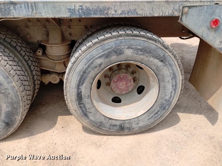 image for item DN6452 2003 Sterling LT9500  ready mix truck