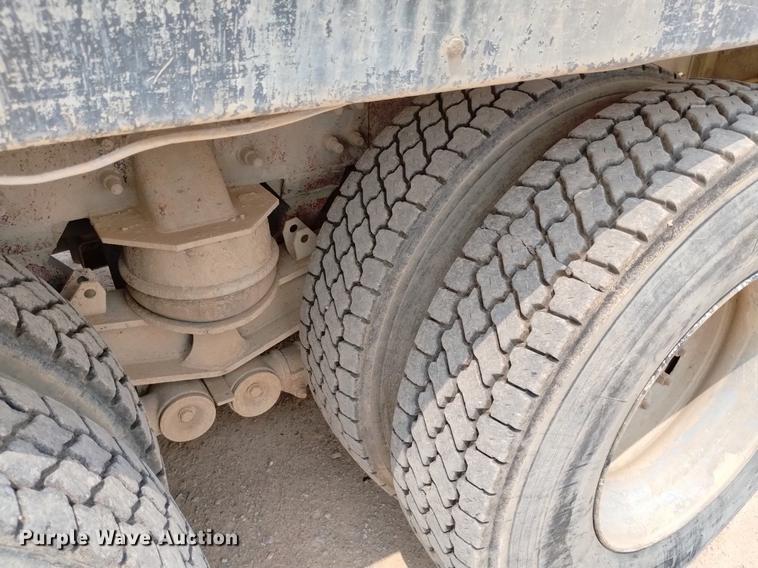 image for item DN6452 2003 Sterling LT9500  ready mix truck