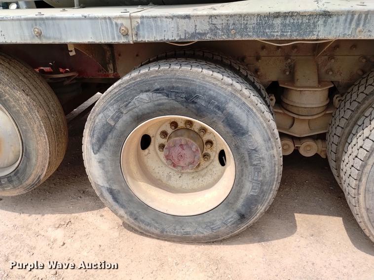 image for item DN6452 2003 Sterling LT9500  ready mix truck