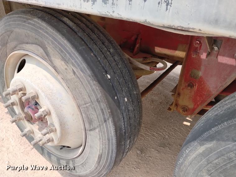 image for item DN6452 2003 Sterling LT9500  ready mix truck