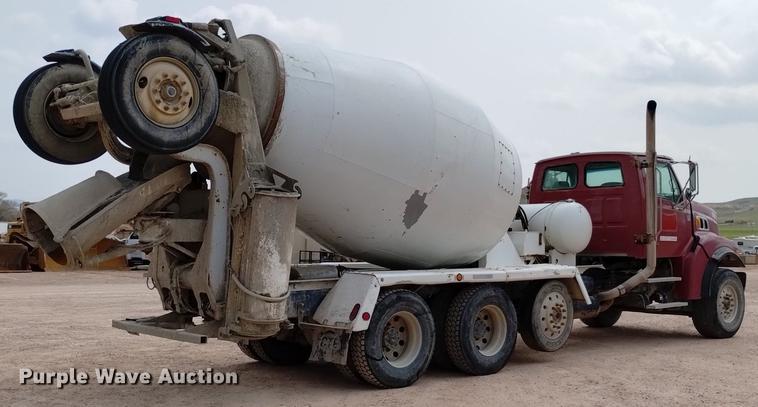 image for item DN6454 2007 Sterling L9500  ready mix truck