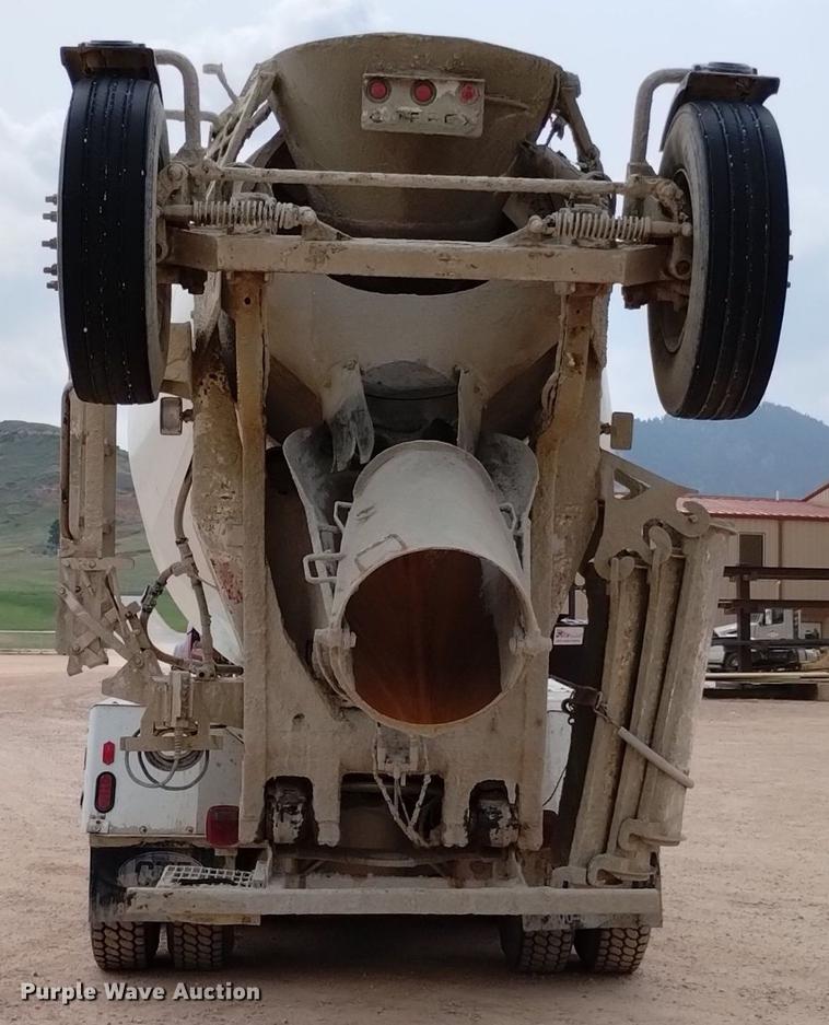 image for item DN6454 2007 Sterling L9500  ready mix truck