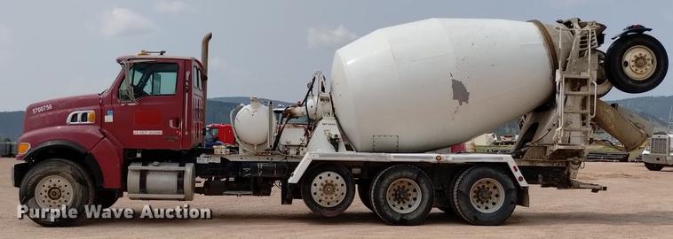 image for item DN6454 2007 Sterling L9500  ready mix truck