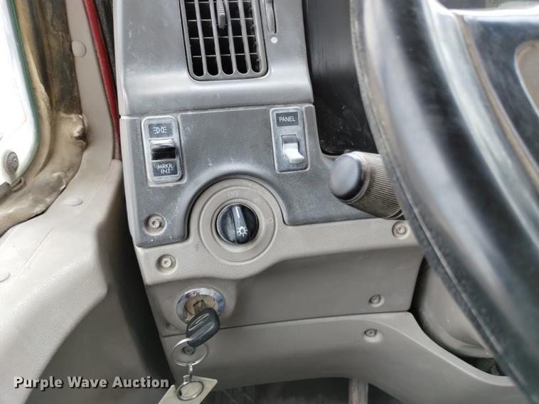 image for item DN6454 2007 Sterling L9500  ready mix truck