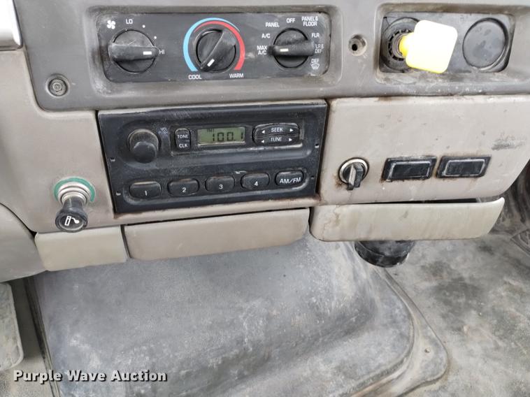 image for item DN6454 2007 Sterling L9500  ready mix truck