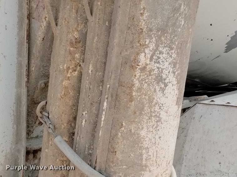 image for item DN6454 2007 Sterling L9500  ready mix truck