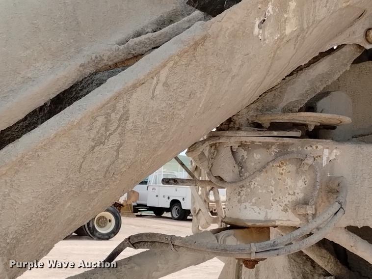 image for item DN6454 2007 Sterling L9500  ready mix truck