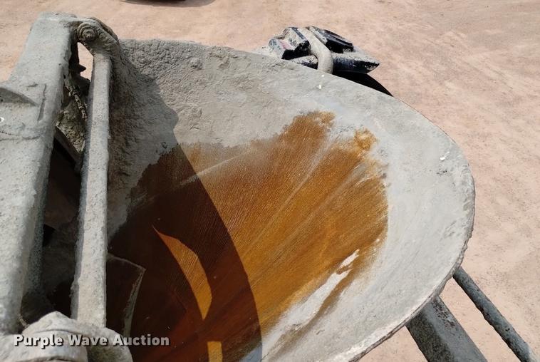 image for item DN6454 2007 Sterling L9500  ready mix truck