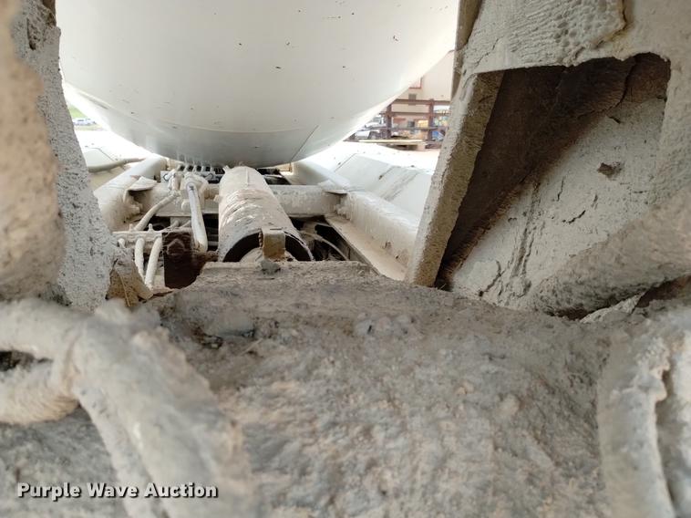 image for item DN6454 2007 Sterling L9500  ready mix truck