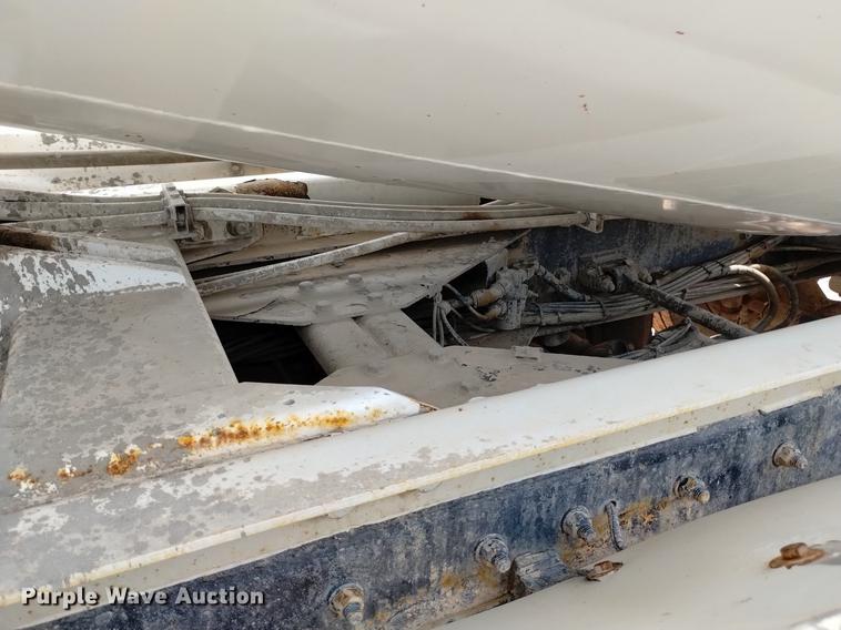 image for item DN6454 2007 Sterling L9500  ready mix truck