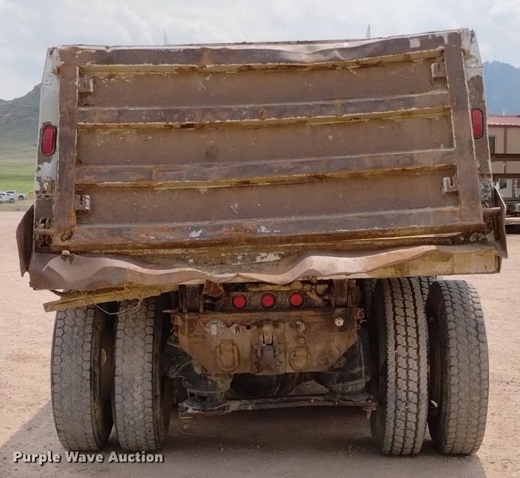 image for item DN6455 2000 Kenworth T800  dump truck