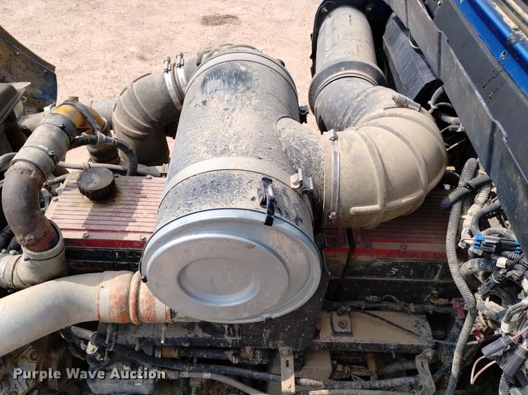 image for item DN6455 2000 Kenworth T800  dump truck