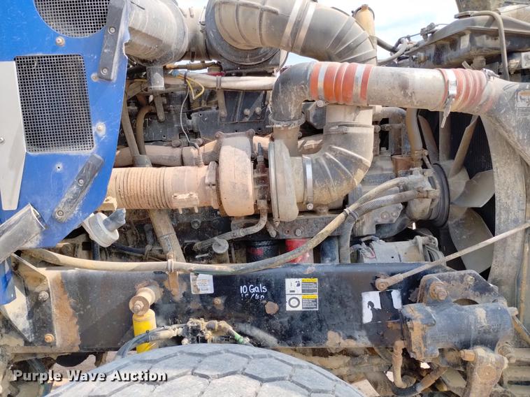 image for item DN6455 2000 Kenworth T800  dump truck