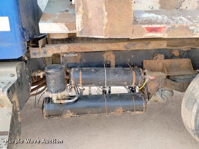 image for item DN6455 2000 Kenworth T800  dump truck