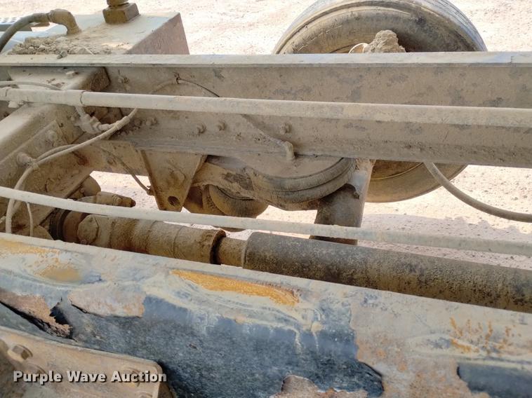 image for item DN6455 2000 Kenworth T800  dump truck