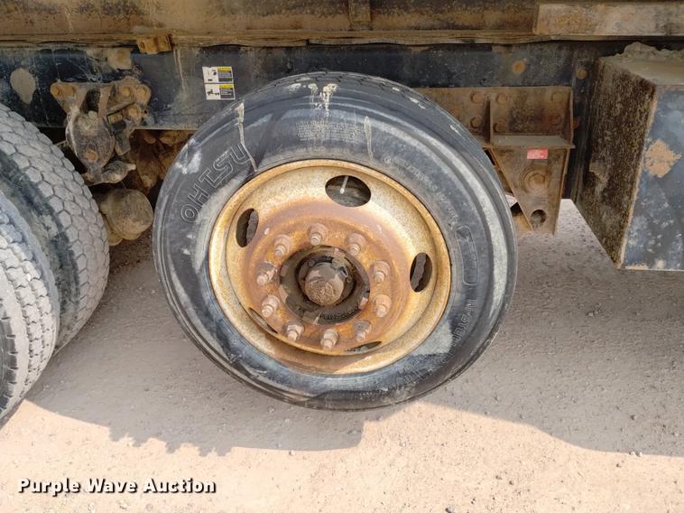 image for item DN6455 2000 Kenworth T800  dump truck