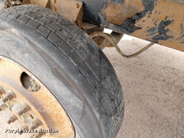 image for item DN6455 2000 Kenworth T800  dump truck