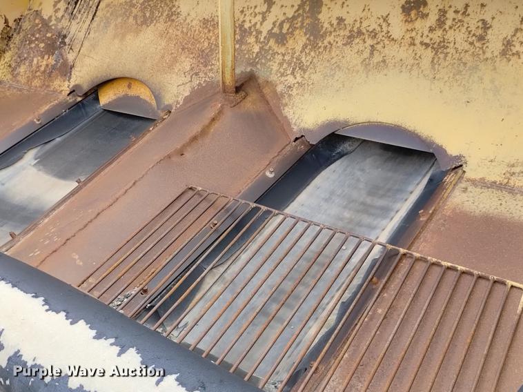 image for item DN6456 Rosco  chip spreader