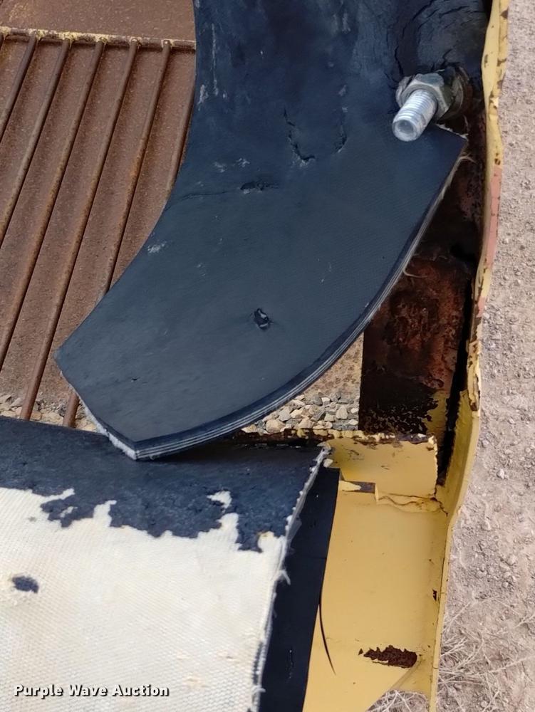 image for item DN6456 Rosco  chip spreader