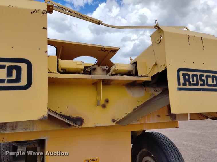 image for item DN6456 Rosco  chip spreader