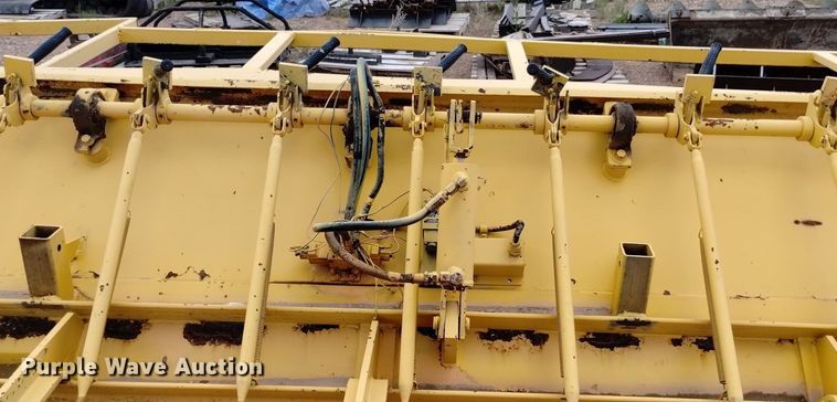 image for item DN6456 Rosco  chip spreader