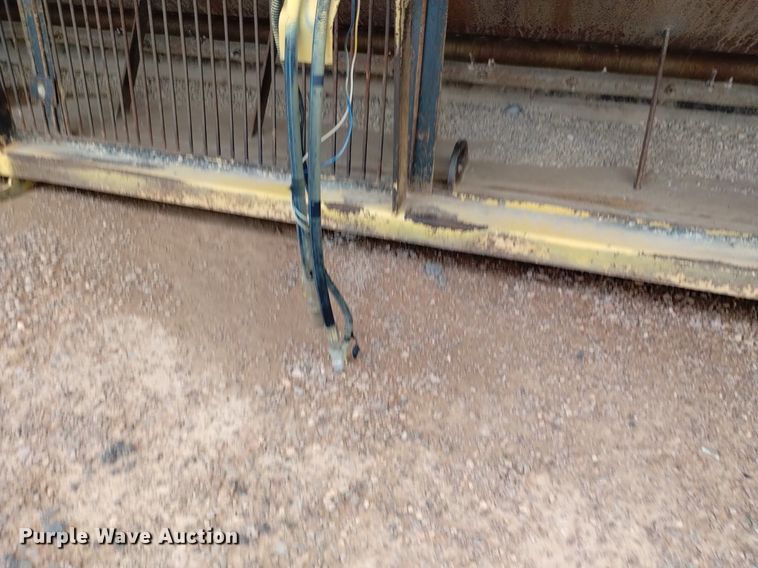 image for item DN6456 Rosco  chip spreader