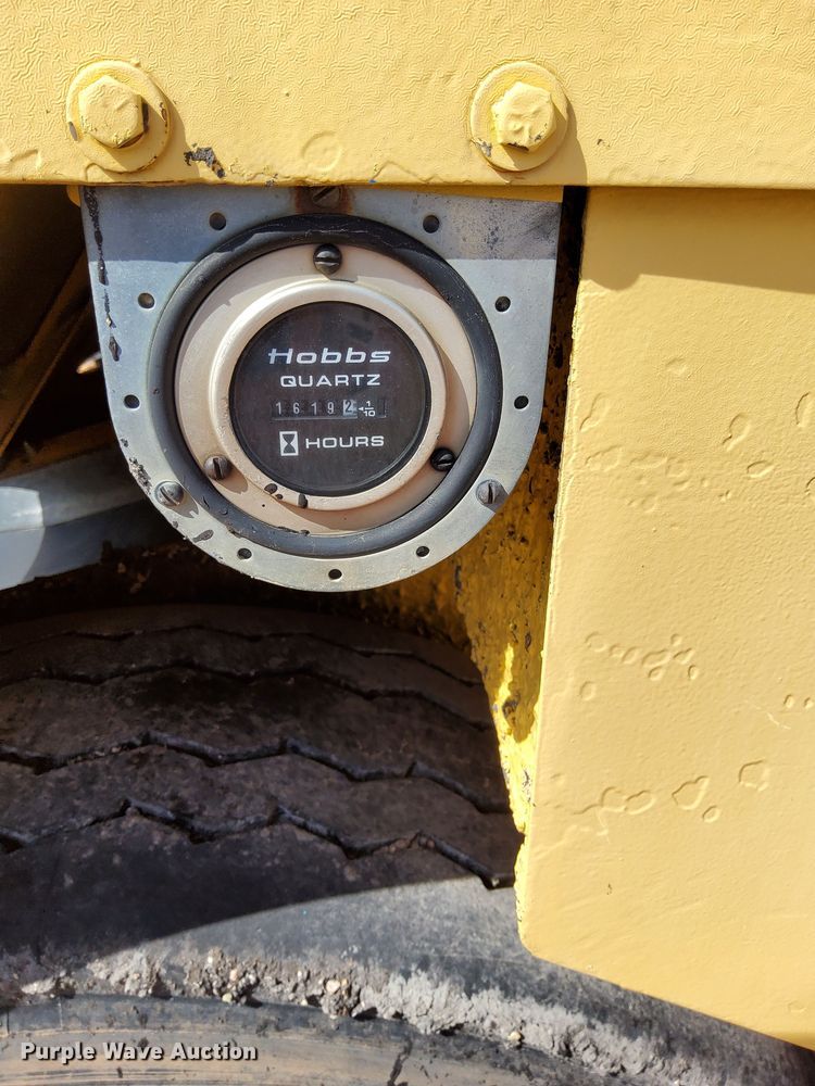 image for item DN6456 Rosco  chip spreader