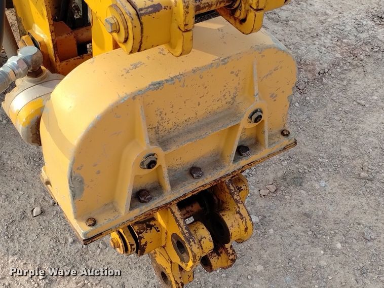 image for item DN6458 1981 Case Maxi Sneaker  trencher