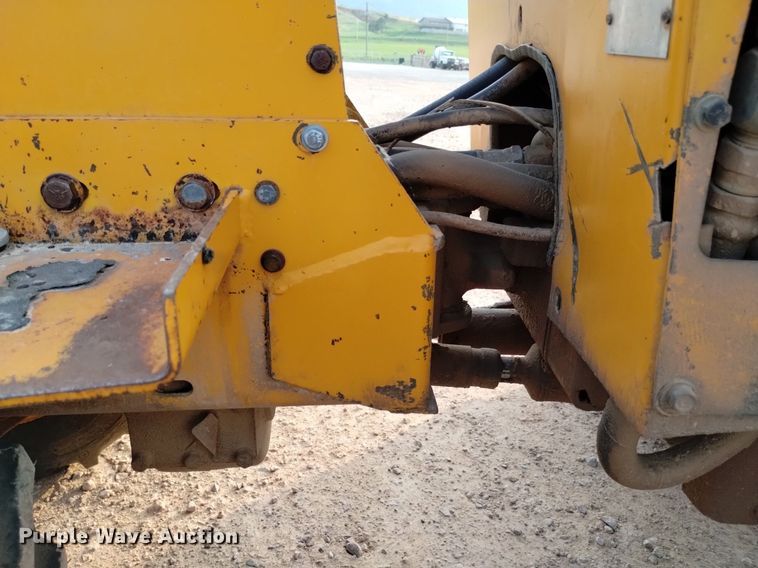 image for item DN6458 1981 Case Maxi Sneaker  trencher