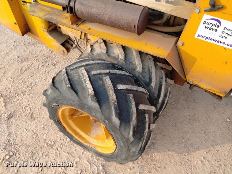 image for item DN6458 1981 Case Maxi Sneaker  trencher