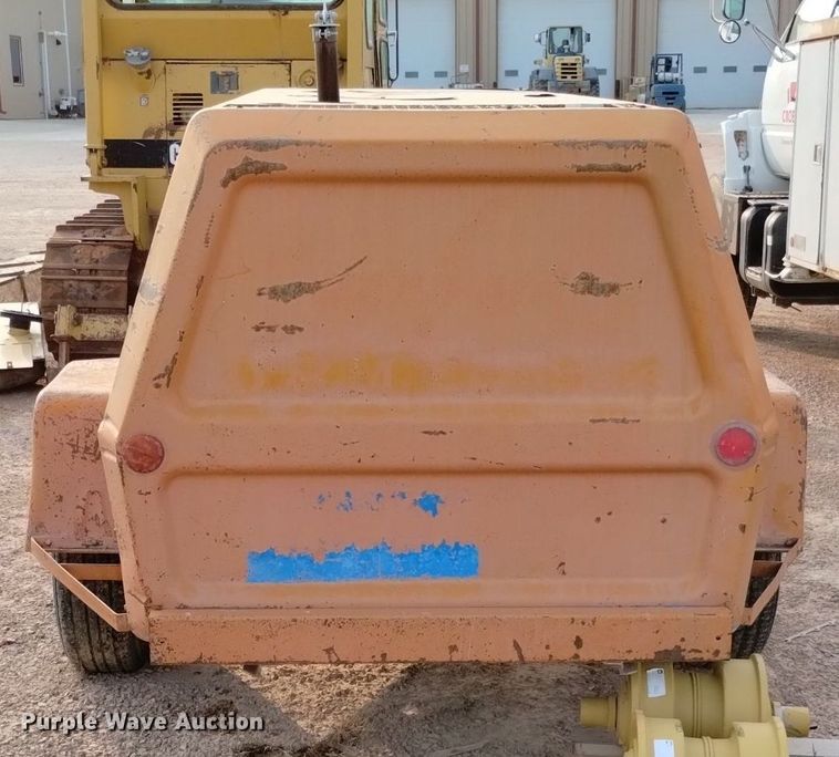 image for item DN6459 1982 Ingersoll Rand  air compressor