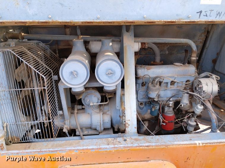 image for item DN6459 1982 Ingersoll Rand  air compressor