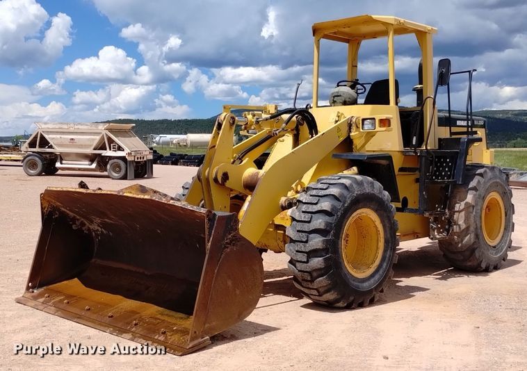 image for item DN6463 1998 Komatsu WA250-3L  wheel loader