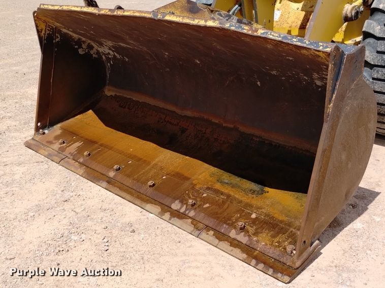 image for item DN6463 1998 Komatsu WA250-3L  wheel loader