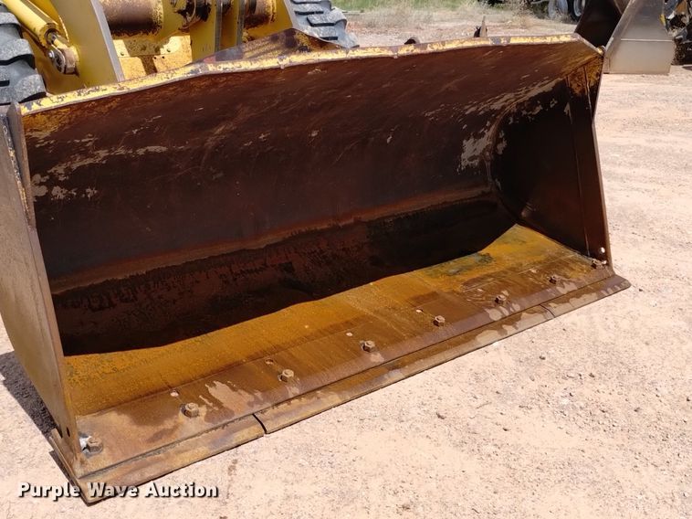 image for item DN6463 1998 Komatsu WA250-3L  wheel loader