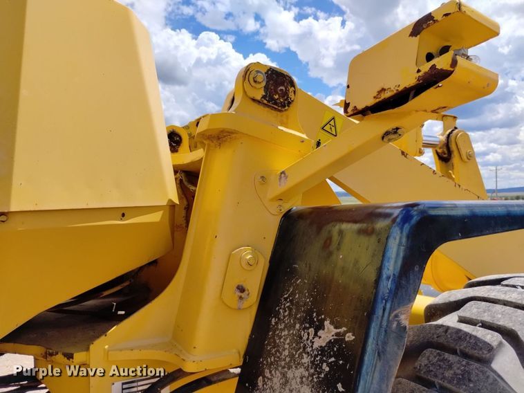 image for item DN6463 1998 Komatsu WA250-3L  wheel loader